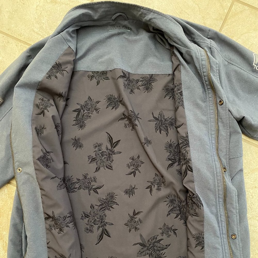 Matte Grey Jacket (Large) - Picture 3 of 4